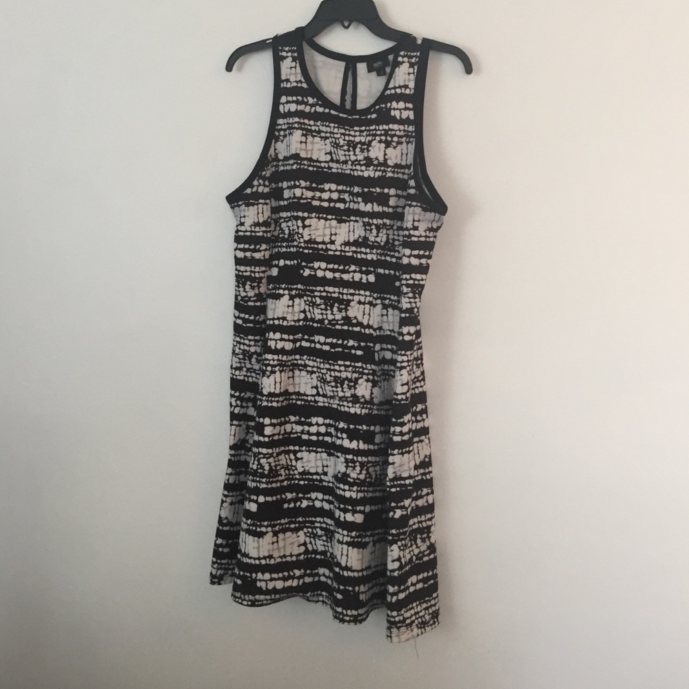 Mossimo black/white dress size Large